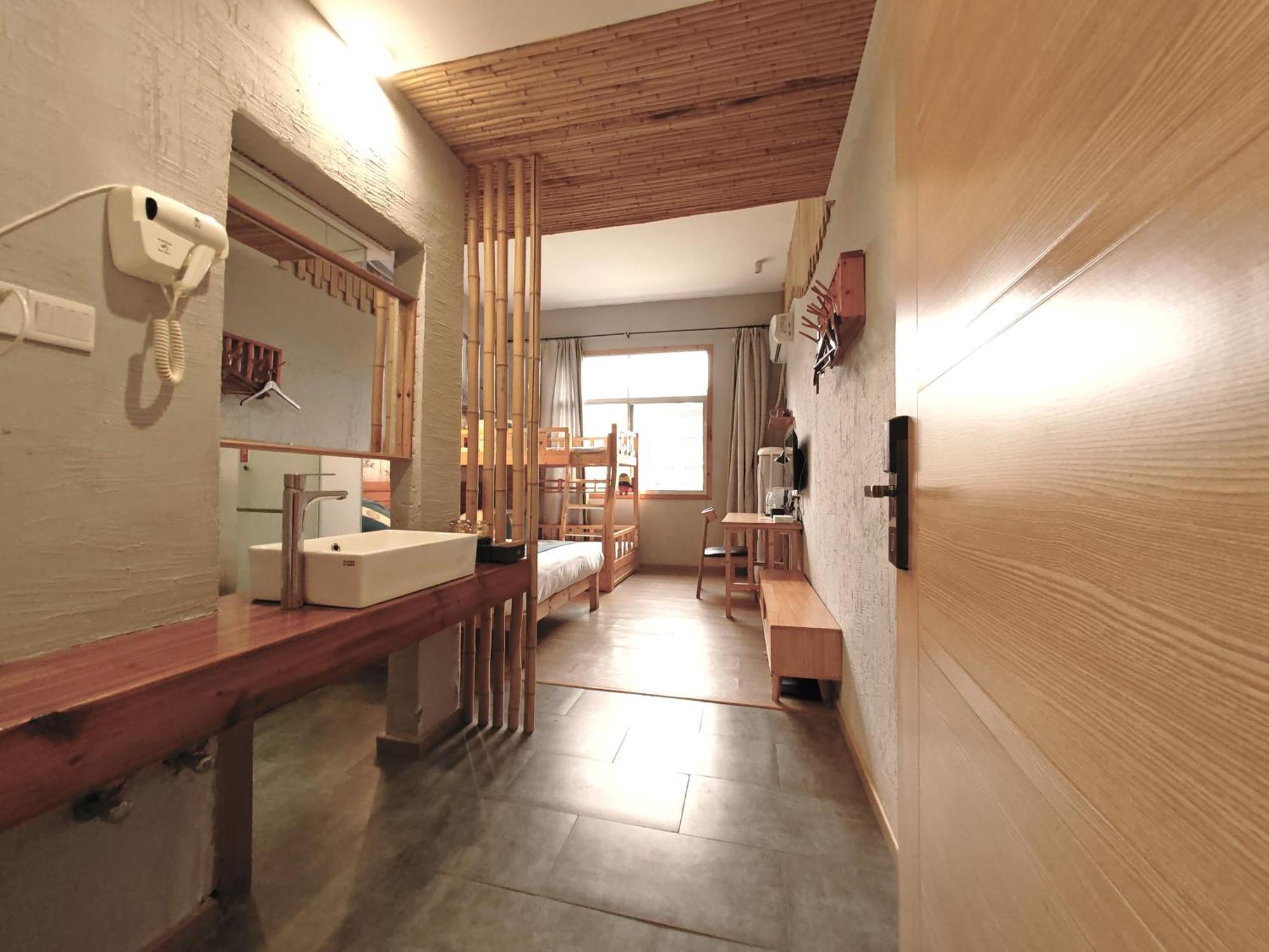 Easy Stay Bajie Hotel  Zhangjiajie Zewnętrze zdjęcie